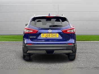 Used Nissan Qashqai 2018 for sale - 77360735: Photo