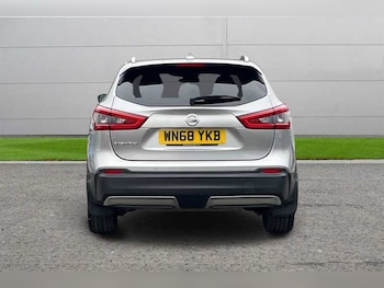 Used Nissan Qashqai 2018 for sale - 77771382: Photo