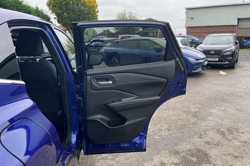 Used Nissan Qashqai for sale - 77660659: Photo 31