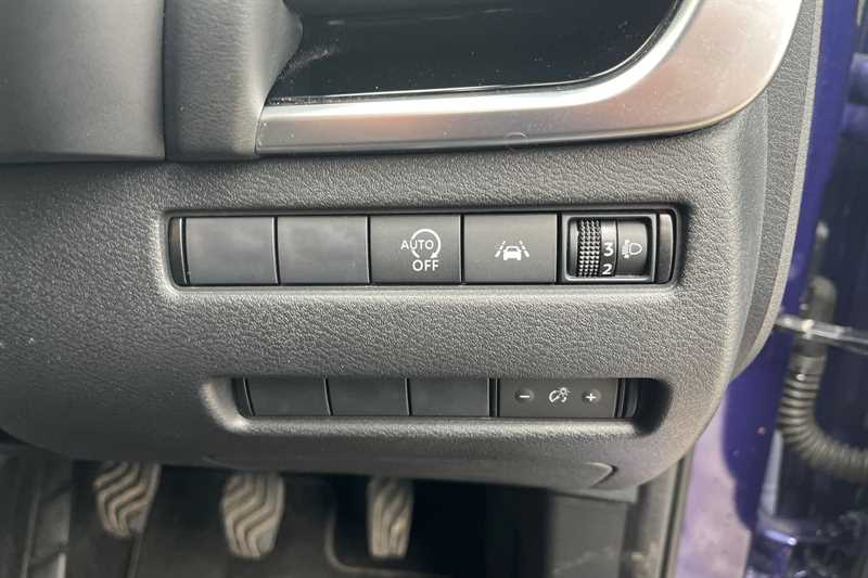 Used Nissan Qashqai for sale - 77660659: Photo 34