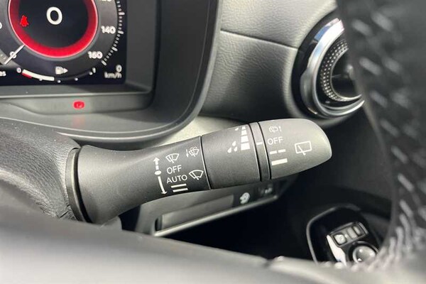 Used Nissan Juke 2025 for sale - 75742987: Photo 23
