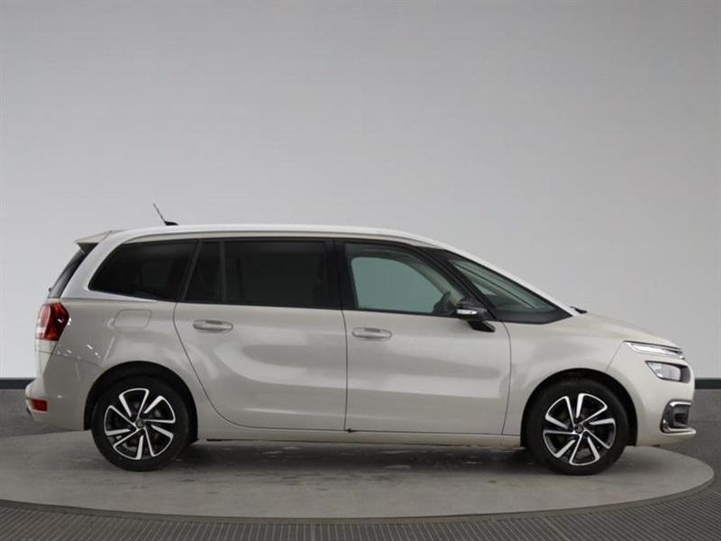 Used Citroen Grand C4 Picasso 2022 for sale - 77855883: Photo 2