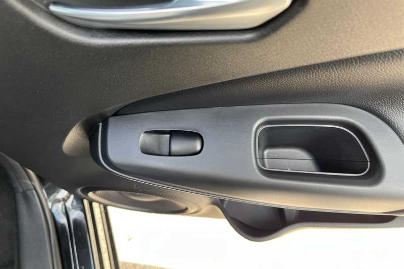 Used Nissan Juke 2024 for sale - 76441945: Photo 32