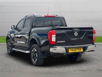 Used Nissan Navara 2021 for sale - 75417261: Photo