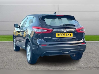 Used Nissan Qashqai 2020 for sale - 76745532: Photo