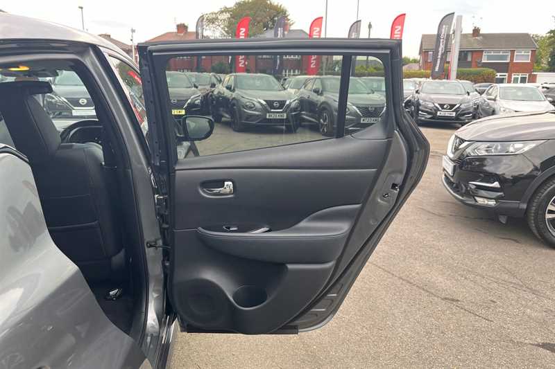 Used Nissan Leaf 2021 for sale - 76112607: Photo 28