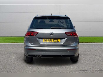 Used Volkswagen Tiguan 2018 for sale - 75554856: Photo