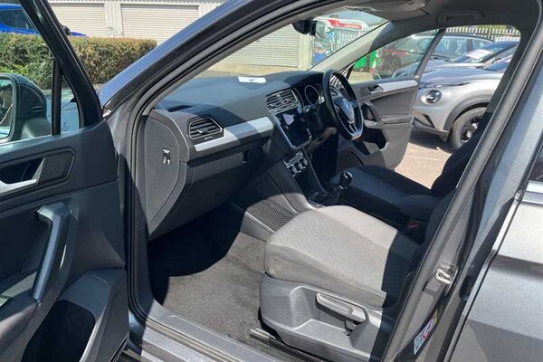 Used Volkswagen Tiguan 2018 for sale - 75554856: Photo 50