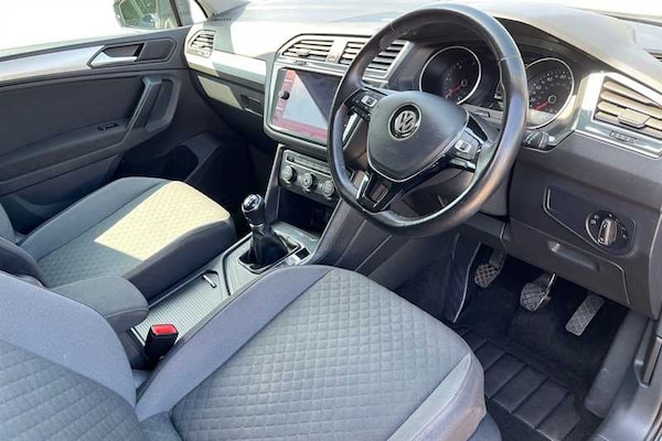Used Volkswagen Tiguan 2018 for sale - 75554856: Photo 8