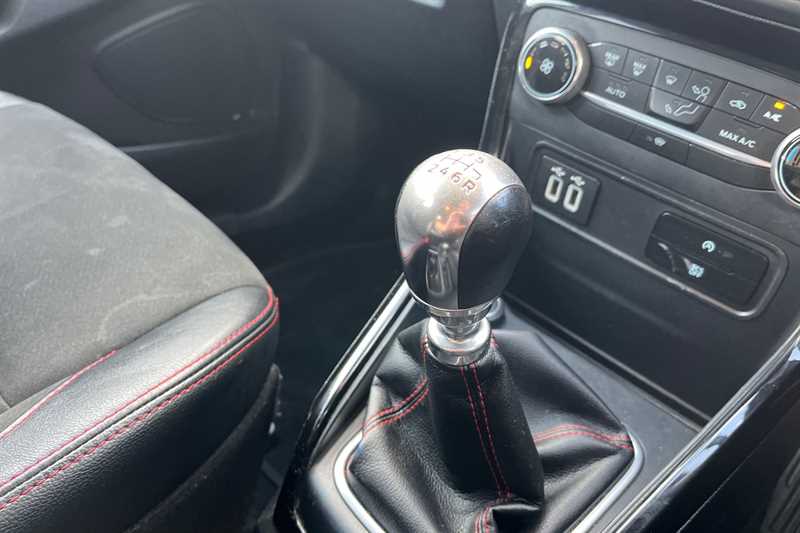 Used Ford Ecosport 2018 for sale - 76339025: Photo 35