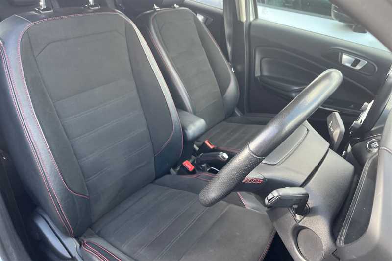 Used Ford Ecosport 2018 for sale - 76339025: Photo 40