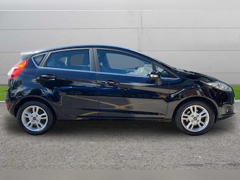 Used Ford Fiesta 2016 for sale - 78575869: Photo