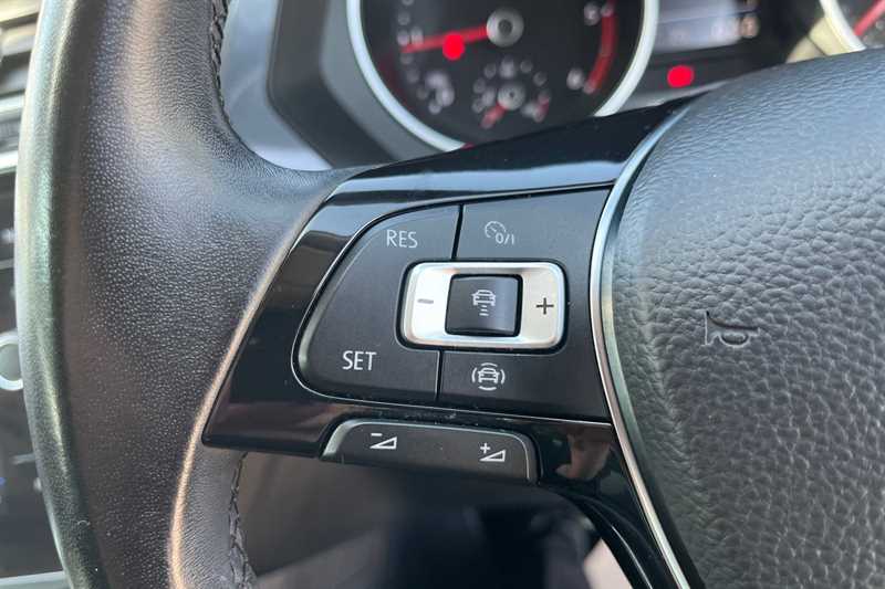 Used Volkswagen Tiguan 2018 for sale - 77031795: Photo 16