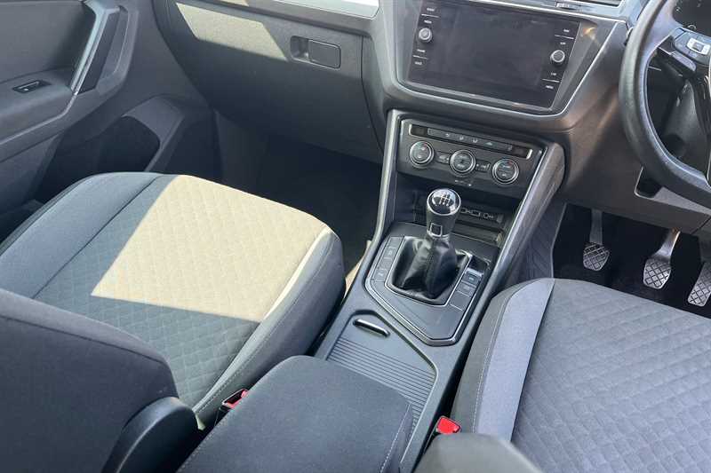 Used Volkswagen Tiguan 2018 for sale - 77031795: Photo 17