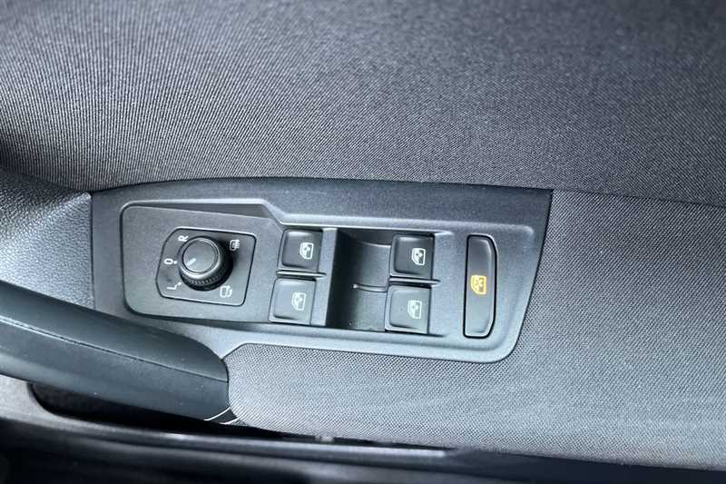 Used Volkswagen Tiguan 2018 for sale - 77031795: Photo 18