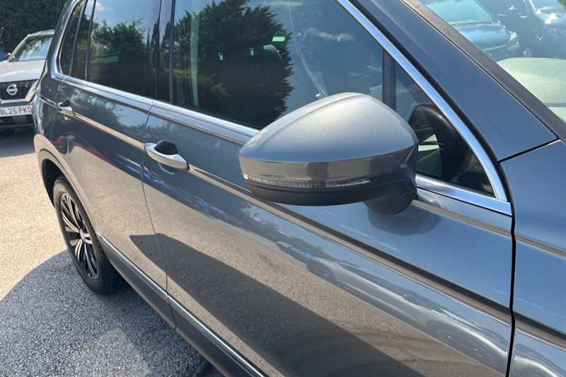 Used Volkswagen Tiguan 2018 for sale - 77031795: Photo 23