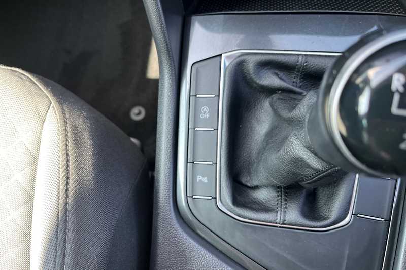 Used Volkswagen Tiguan 2018 for sale - 77031795: Photo 32