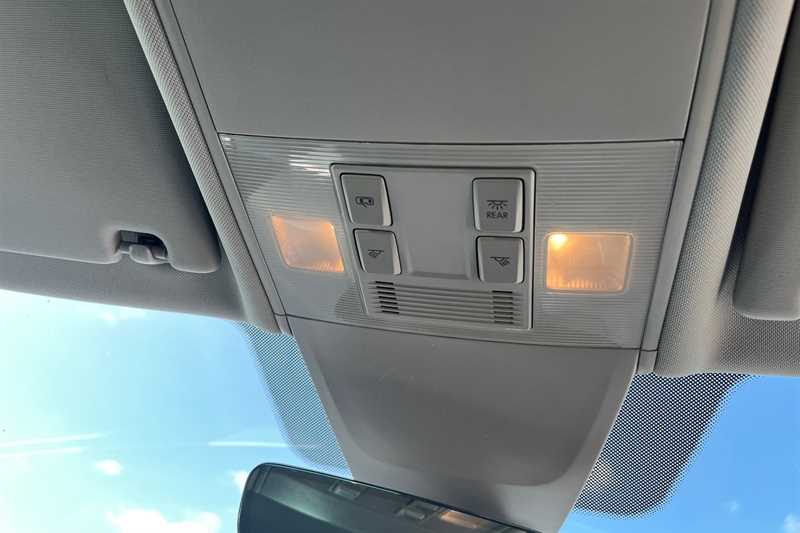 Used Volkswagen Tiguan 2018 for sale - 77031795: Photo 36