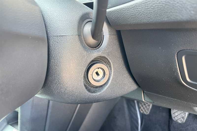 Used Volkswagen Tiguan 2018 for sale - 77031795: Photo 41