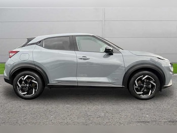 Used Nissan Juke 2023 for sale - 79541535: Photo