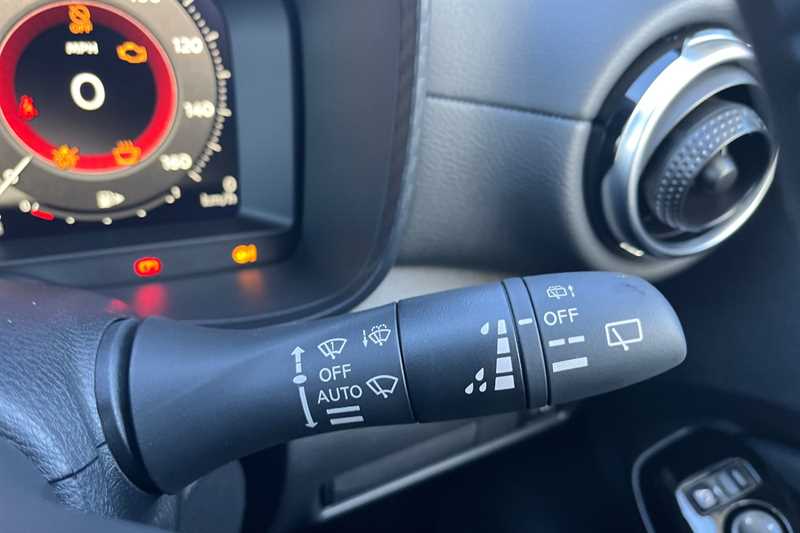 Used Nissan Juke 2025 for sale - 77232528: Photo 23