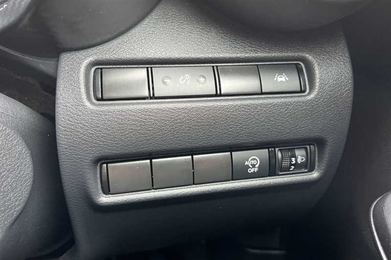 Used Nissan Juke 2023 for sale - 77911390: Photo 32