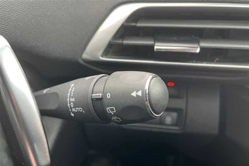 Used Peugeot 5008 2022 for sale - 77316158: Photo 30