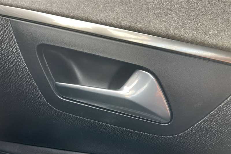 Used Peugeot 5008 2022 for sale - 77316158: Photo 32