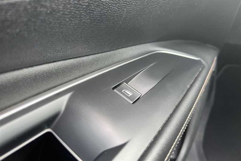 Used Peugeot 5008 2022 for sale - 77316158: Photo 35