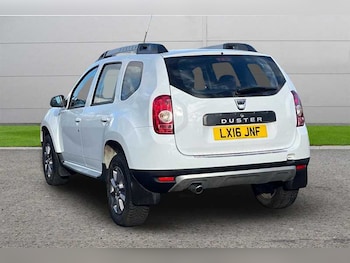 Used Dacia Duster 2016 for sale - 76297755: Photo