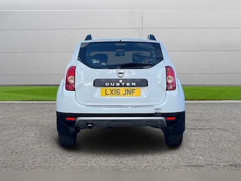 Used Dacia Duster 2016 for sale - 76297755: Photo
