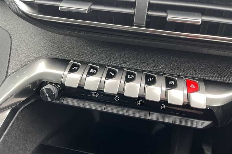 Used Peugeot 3008 2020 for sale - 78059894: Photo 25