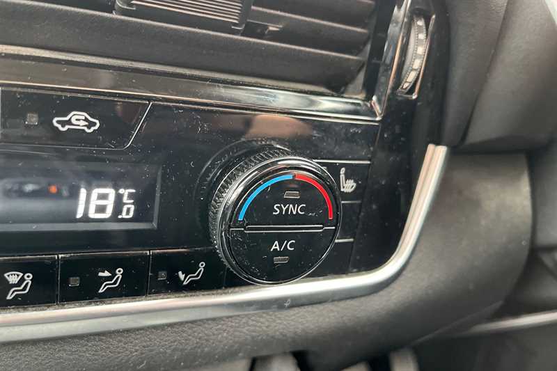 Used Nissan X-Trail 2023 for sale - 76112536: Photo 31