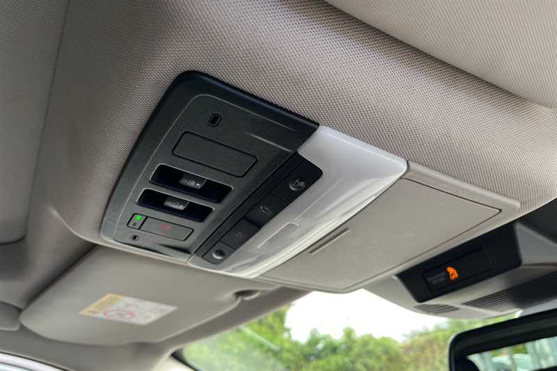 Used Nissan X-Trail 2023 for sale - 76112536: Photo 35