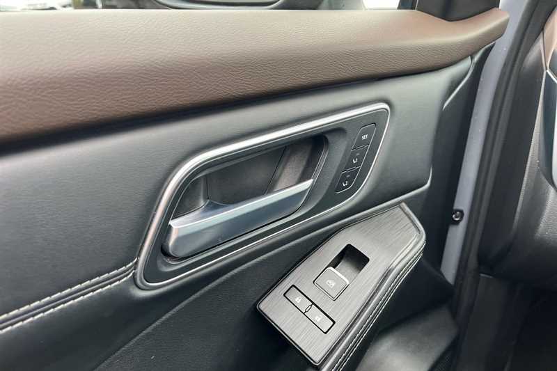 Used Nissan X-Trail 2023 for sale - 76112536: Photo 44