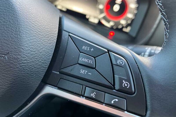 Used Nissan Juke 2024 for sale - 74880870: Photo 27