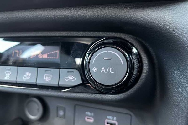 Used Nissan Juke 2024 for sale - 74880870: Photo 35