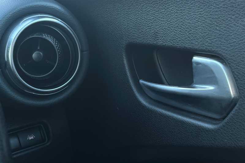 Used Nissan Juke 2020 for sale - 76954602: Photo 26