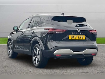 Used Nissan Qashqai 2021 for sale - 77082763: Photo