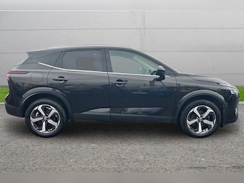 Used Nissan Qashqai 2021 for sale - 77082763: Photo
