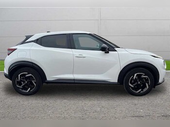 Used Nissan Juke 2023 for sale - 77755832: Photo
