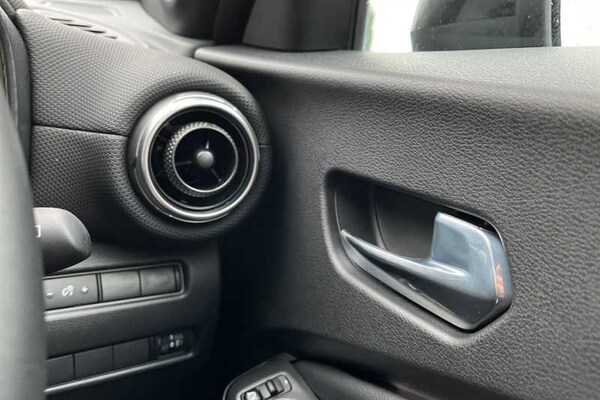 Used Nissan Juke 2024 for sale - 74880742: Photo 30