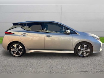 Used Nissan Leaf 2021 for sale - 77281303: Photo