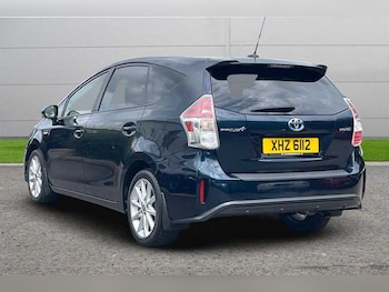 Used Toyota Prius+ 2020 for sale - 75534667: Photo