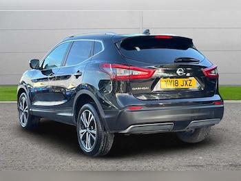 Used Nissan Qashqai 2018 for sale - 76044689: Photo