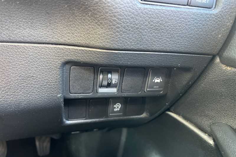 Used Nissan Qashqai 2018 for sale - 76044689: Photo 35