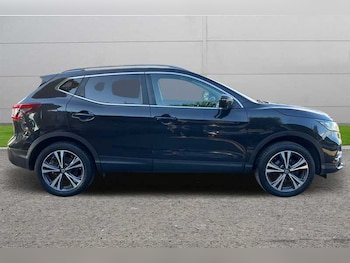 Used Nissan Qashqai 2018 for sale - 76044689: Photo