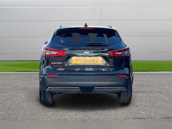 Used Nissan Qashqai 2018 for sale - 76044689: Photo