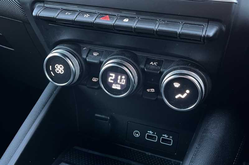 Used Renault Captur 2023 for sale - 76610028: Photo 12