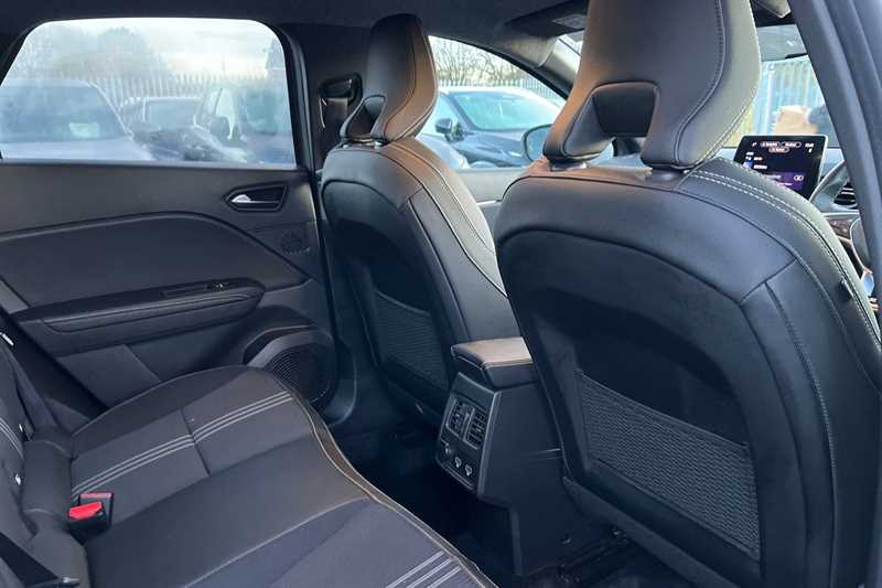 Used Renault Captur 2023 for sale - 76610028: Photo 30